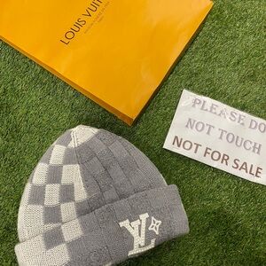 LV Crush Damoflage Louis Vuitton Beanie Skull cap Hat
